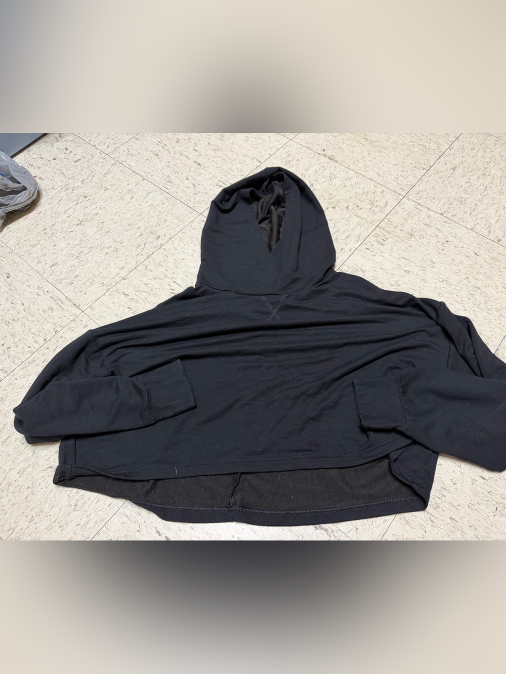Black Lightweight Cropped Hoodie